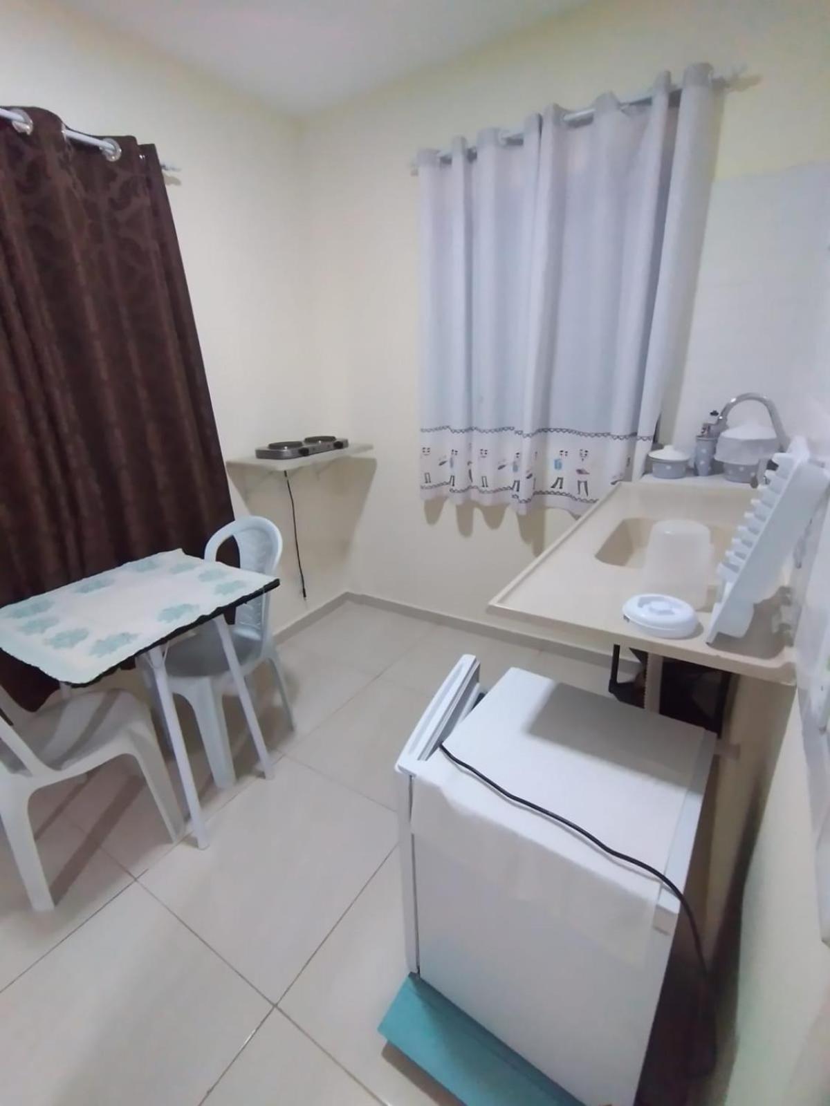 Casais Na Praca Oswaldo Cruz Guest house *